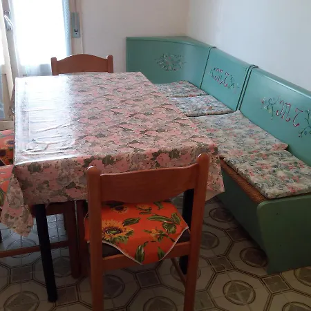 Barbara 12 * Lido delle Nazioni