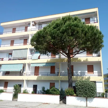 Barbara 12 * Lido delle Nazioni